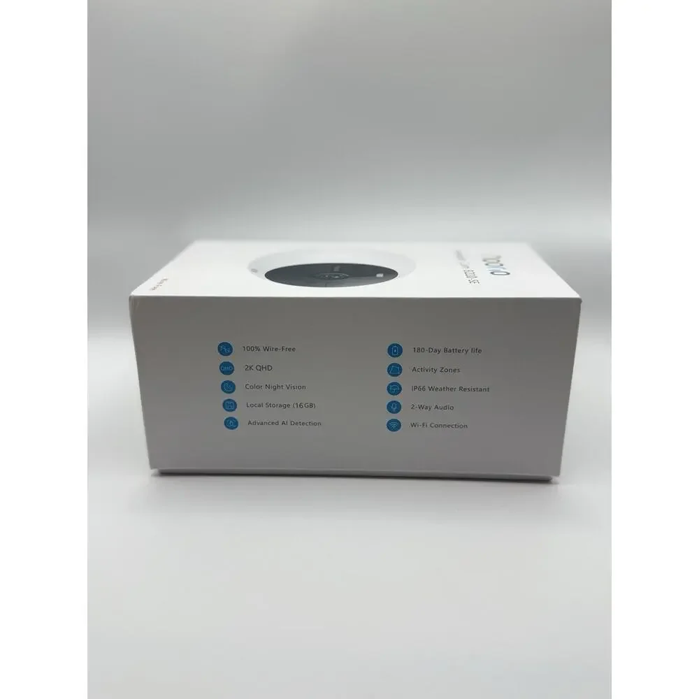 Noorio Spotlight Cam B210 Wire-Free Outdoor Security Camera
